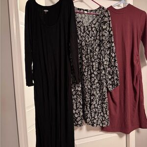 Set of 3 Old Navy Maternity size M